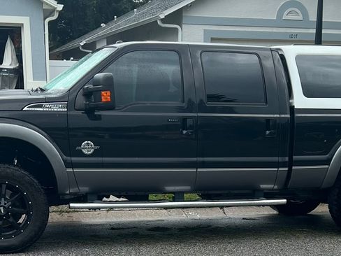Used 2014 Ford F250 Lariat w/ FX4 Off-Road Package image 4