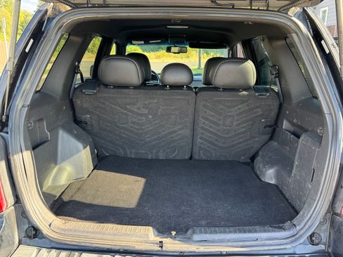 Used 2009 Ford Escape XLT AWD/4WD image 12
