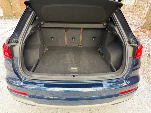 Used 2020 Audi Q3 2.0T Premium Plus w/ Premium Plus Package image 5