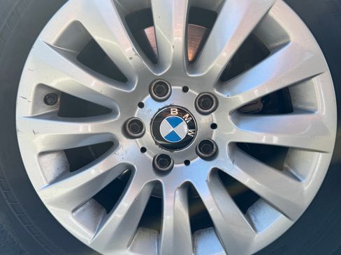 Used 2009 BMW 328i xDrive Sedan AWD/4WD image 15