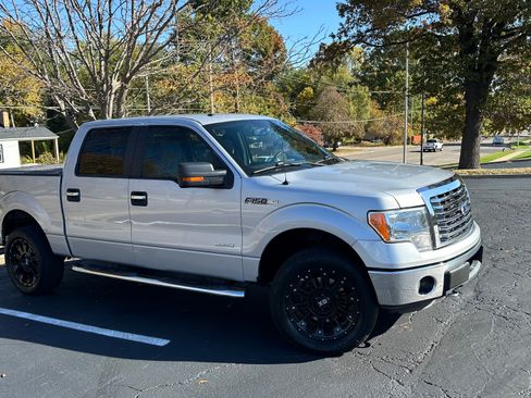 Used 2012 Ford F150 XLT w/ XLT Chrome Pkg image 1