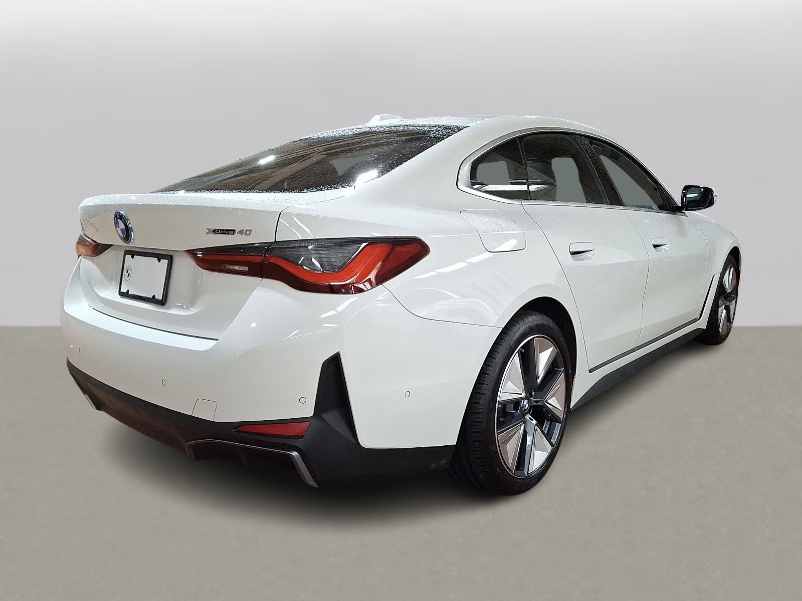 Used 2025 BMW i4 xDrive40i w/ Premium Package AWD/4WD image 14