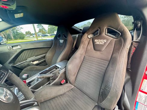 Used 2013 Ford Mustang Boss 302 w/ Boss 302 Accessory Pkg RWD image 14