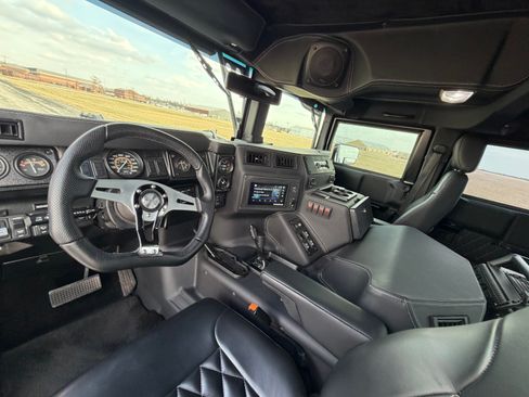 Used 1998 HUMMER H1 4-Door Hard Top image 2