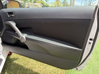 Used 2010 Scion tC FWD image 15