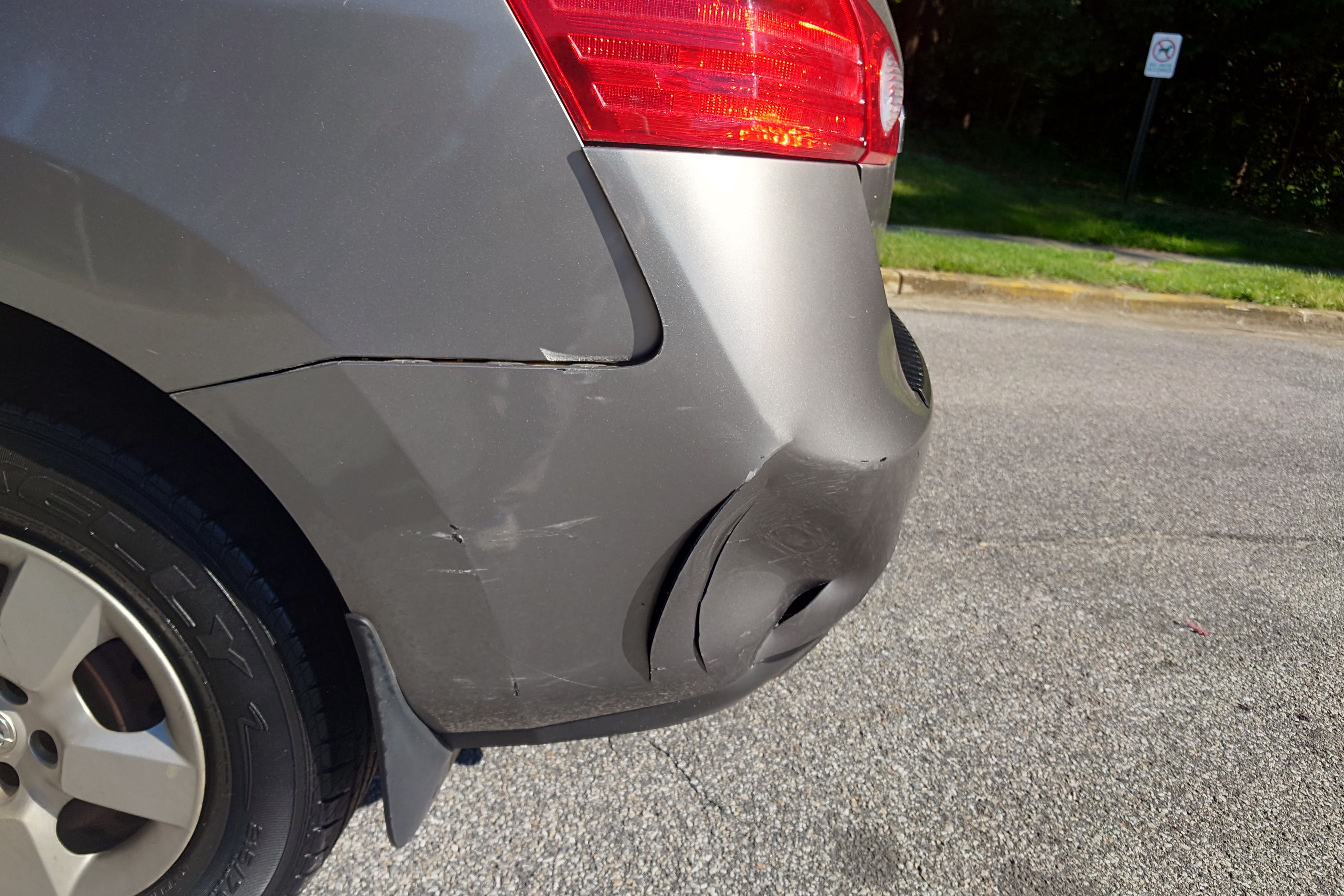 Used 2011 Nissan Rogue S AWD/4WD image 17