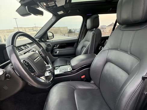Used 2020 Land Rover Range Rover HSE image 22