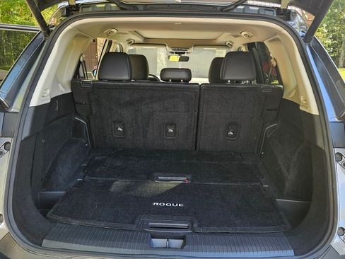 Used 2023 Nissan Rogue SL image 21