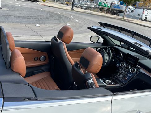 Used 2017 Mercedes-Benz C 300 4MATIC Cabriolet image 18