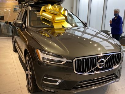Used 2021 Volvo XC60 T5 Inscription w/ Advanced Package