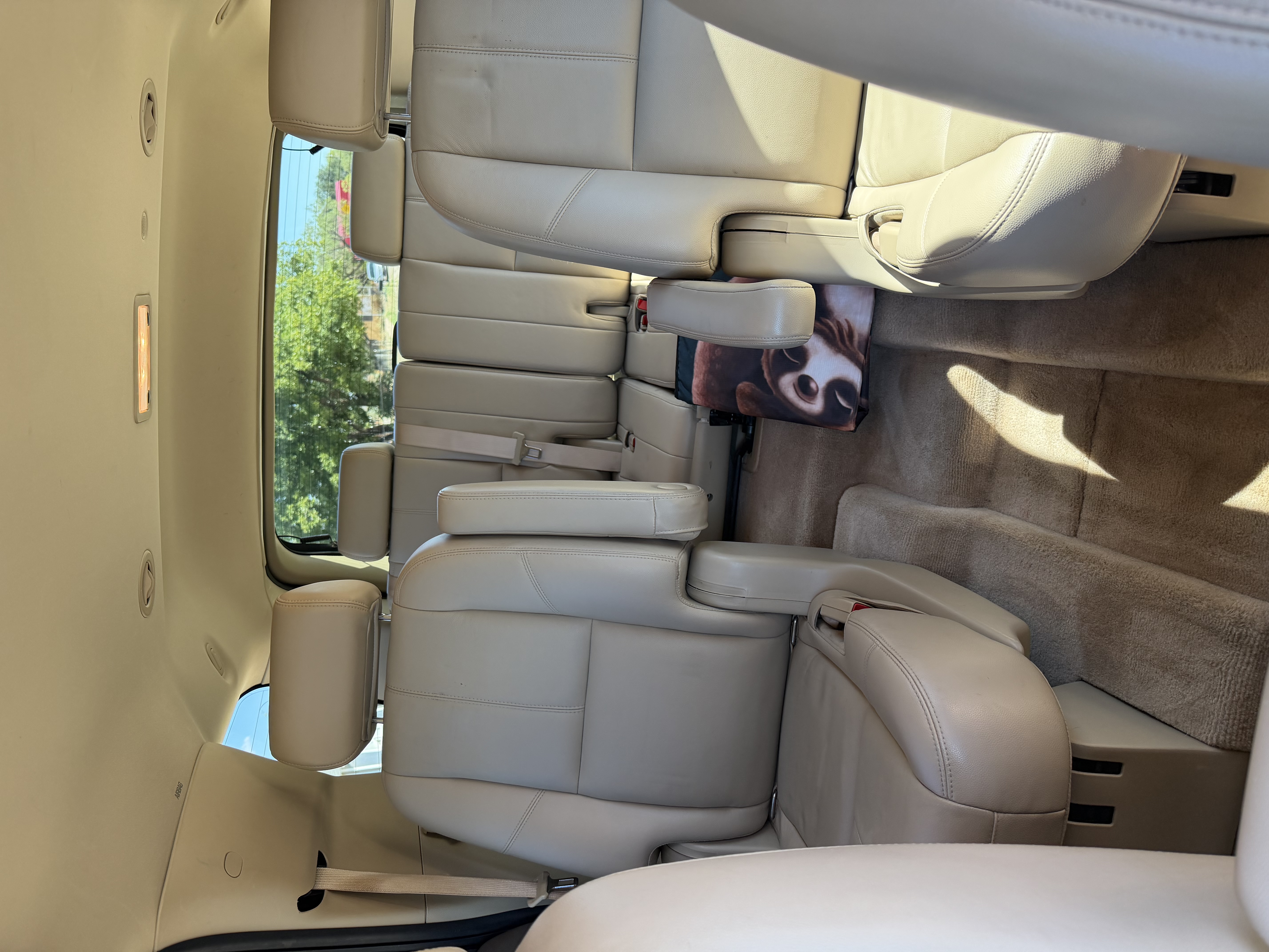 Used 2008 GMC Yukon SLT w/ SLT Preferred Equipment Group RWD image 9