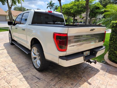Used 2021 Ford F150 Limited image 2