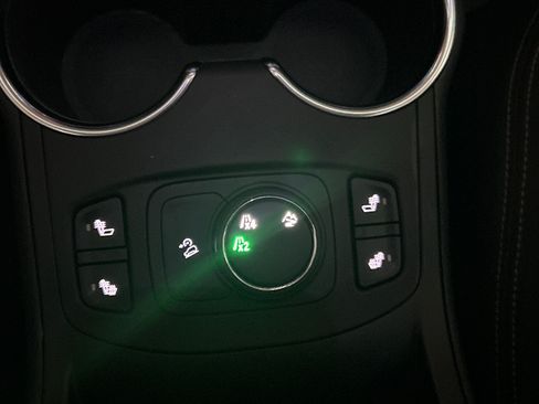 Used 2018 GMC Terrain SLE w/ Driver Convenience Package image 10