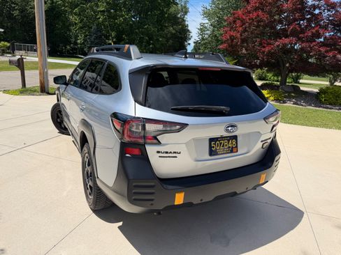 Used 2022 Subaru Outback Wilderness AWD/4WD image 4