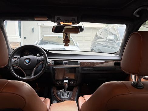 Used 2010 BMW 328i Coupe image 11