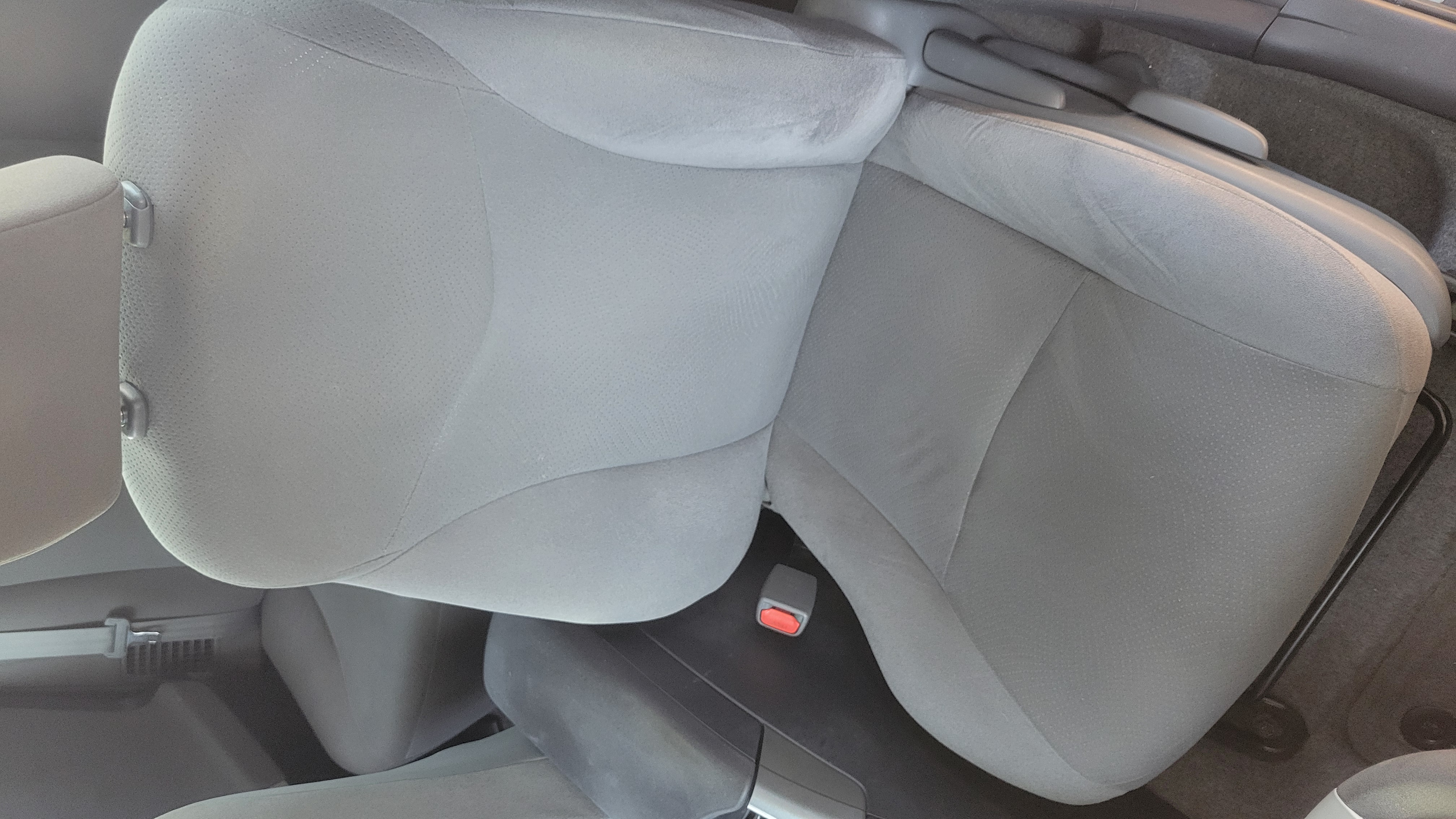 Used 2014 Toyota Prius Two FWD image 17