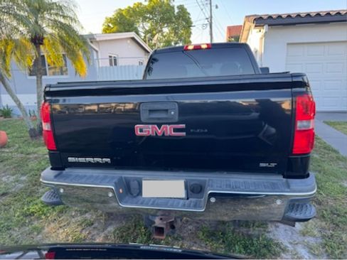 Used 2015 GMC Sierra 2500 SLT w/ Duramax Plus Package AWD/4WD image 19
