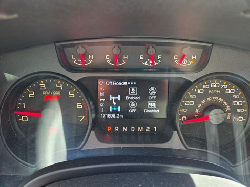 Used 2013 Ford F150 Raptor w/ Luxury Equipment Group image 28