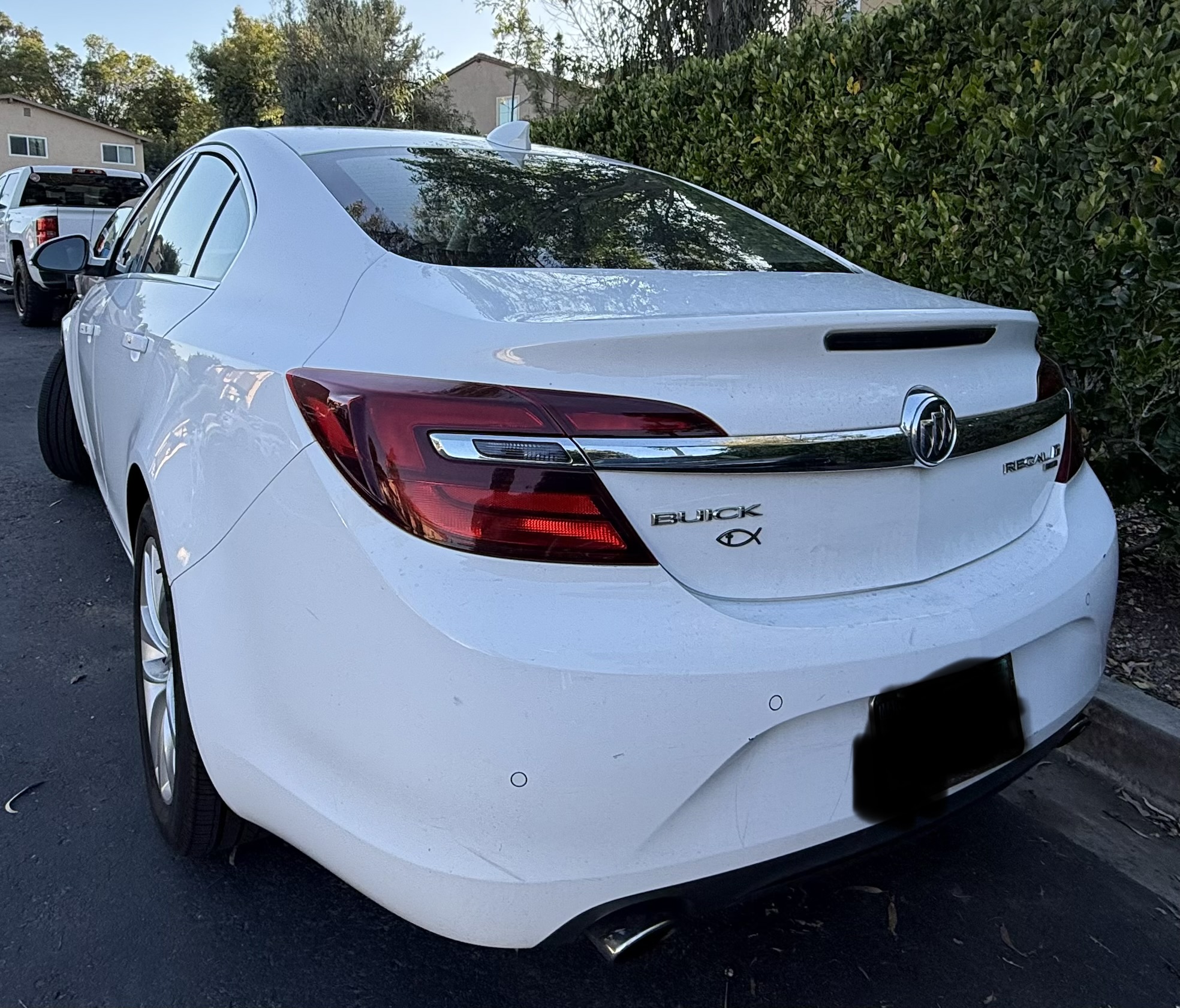 Used 2016 Buick Regal Premium AWD/4WD image 9