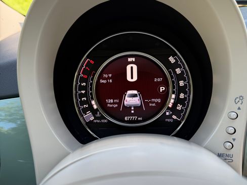 Used 2017 FIAT 500 Pop FWD image 12