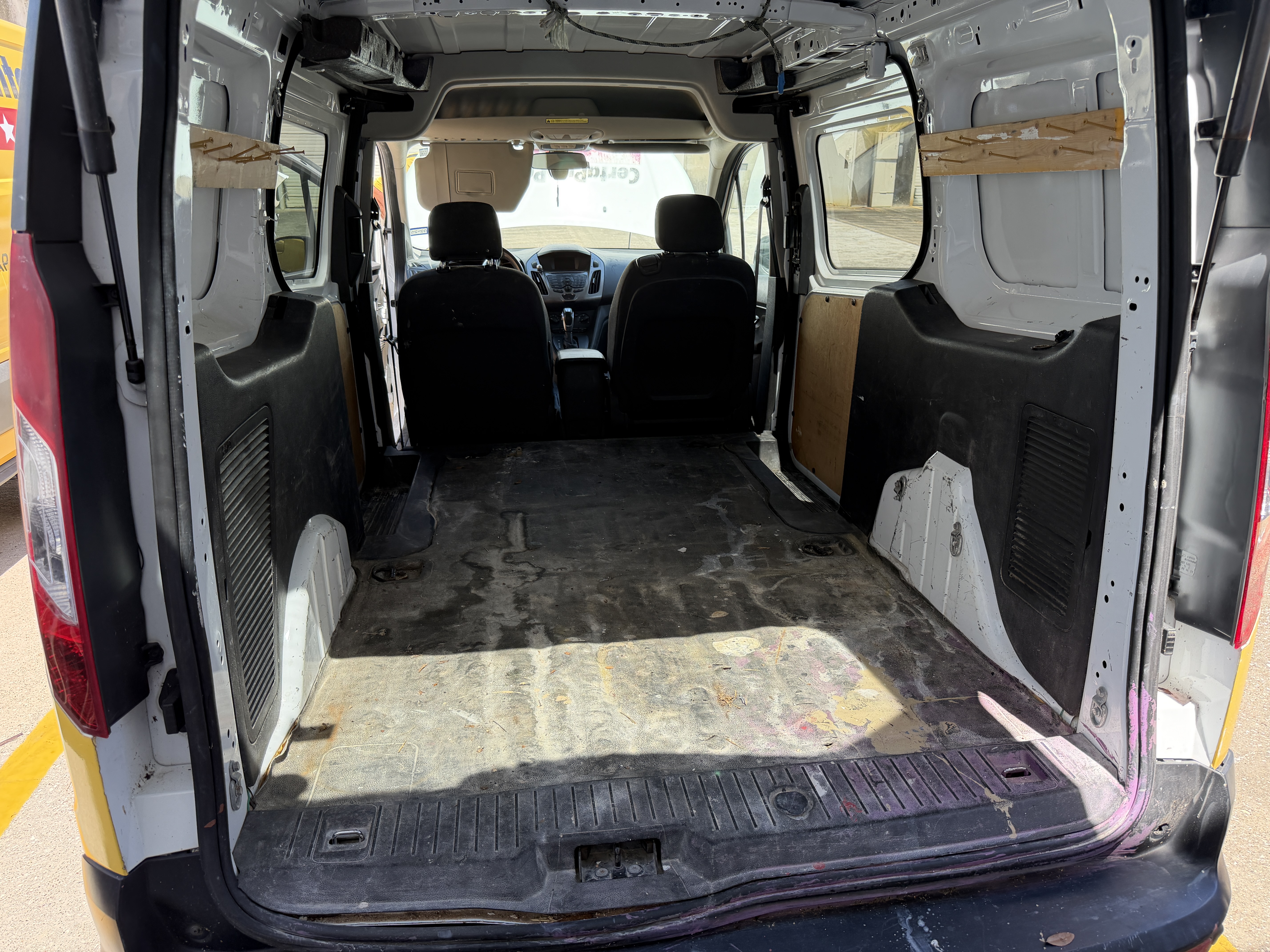 Used 2015 Ford Transit Connect XLT FWD image 6