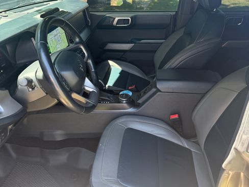 Used 2021 Ford Bronco Outer Banks AWD/4WD image 8