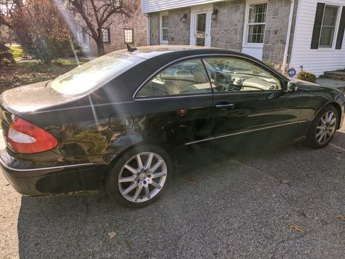 Used 2007 Mercedes-Benz CLK 350 Coupe image 10