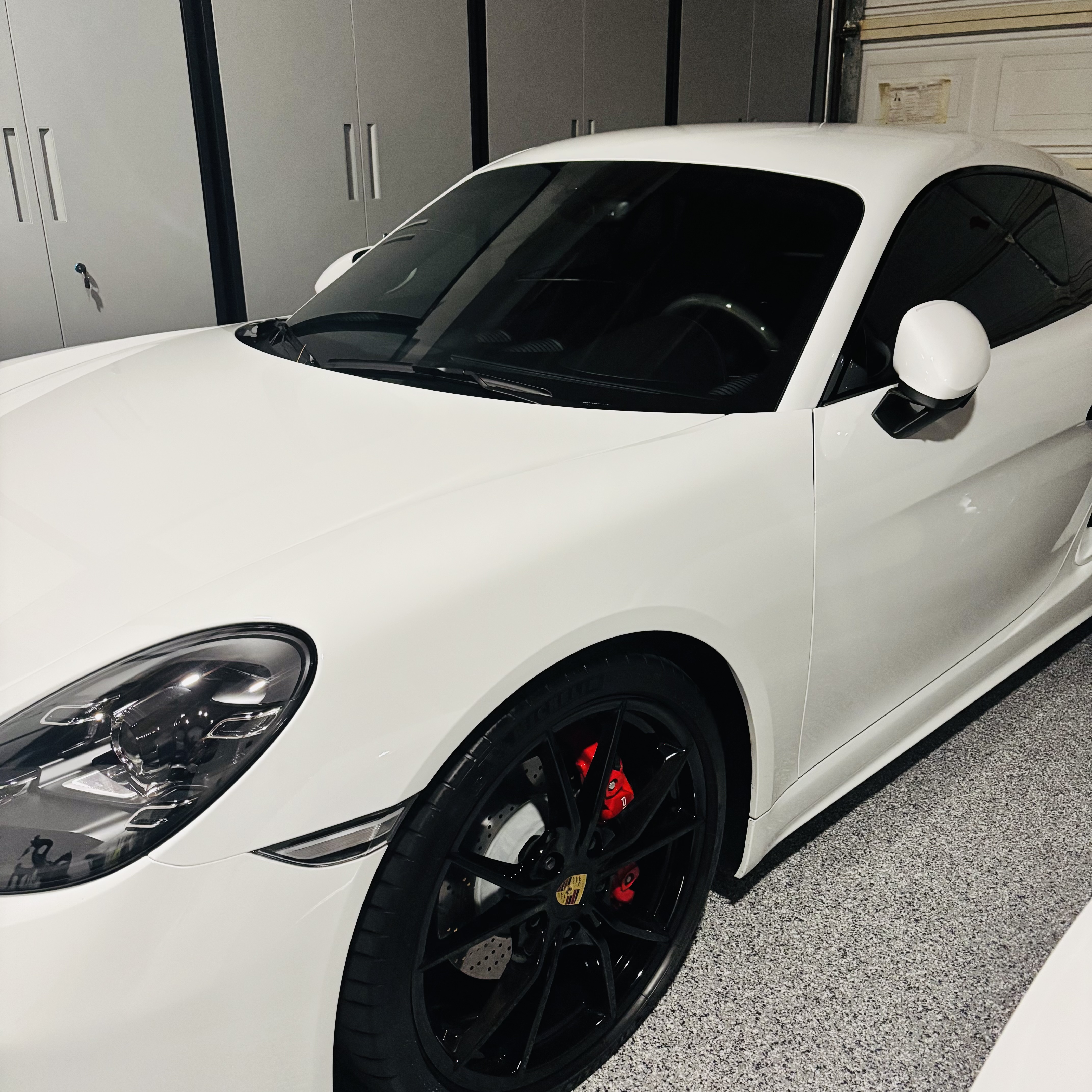 Used 2025 Porsche 718 Cayman S RWD image 5