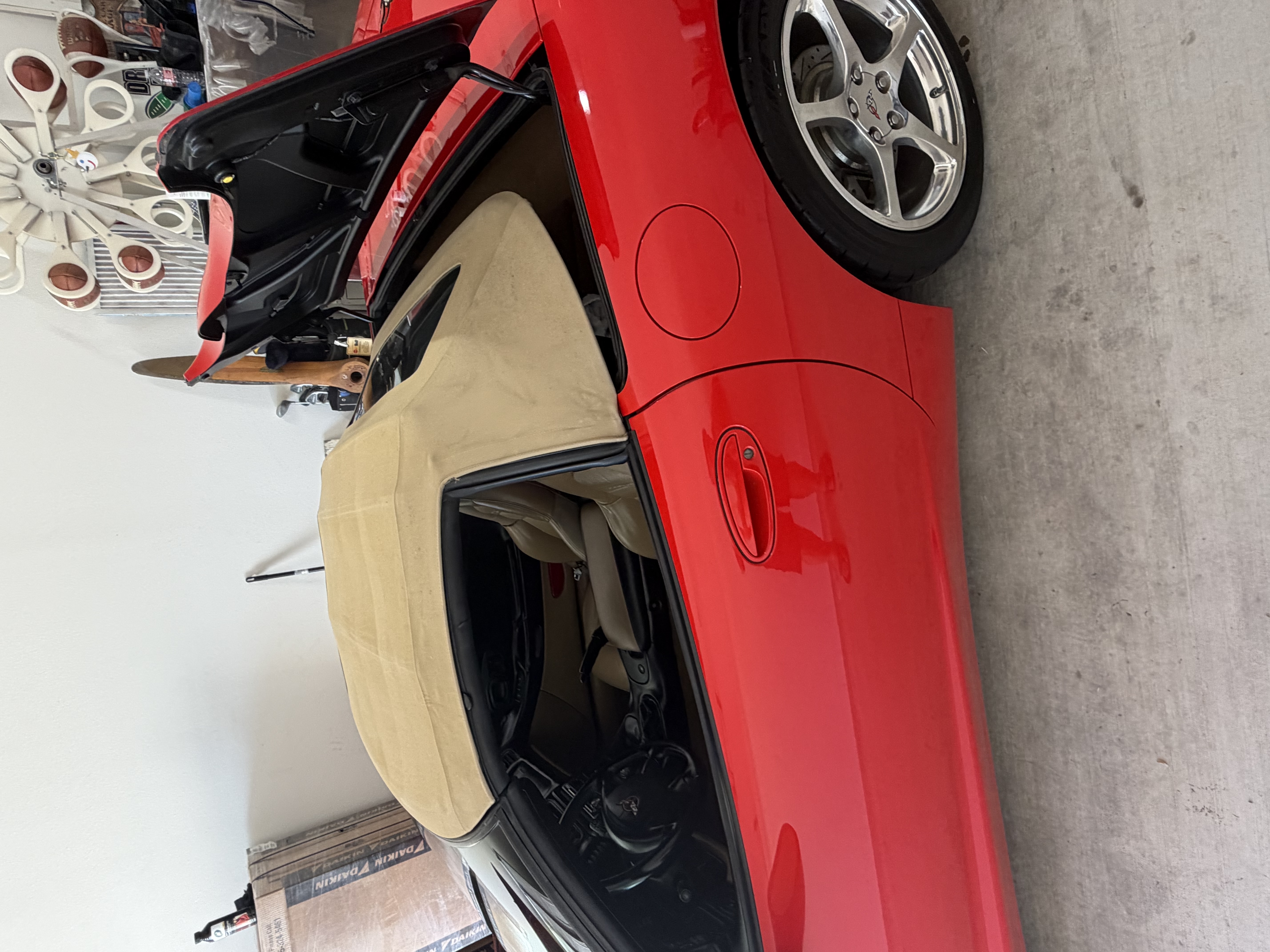 Used 2001 Chevrolet Corvette Convertible w/ Preferred Equipment Group2 RWD image 5