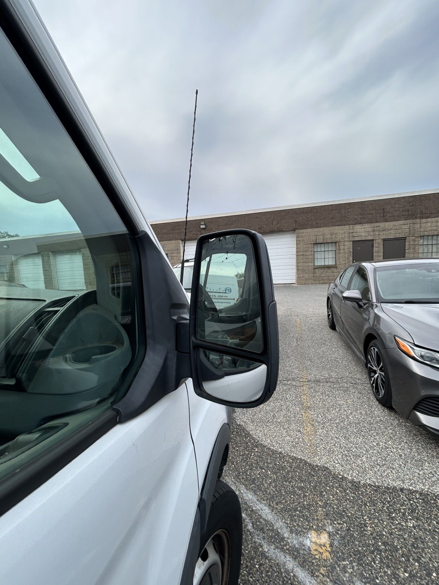 Used 2016 Ford Transit 250 148 Medium Roof RWD image 5