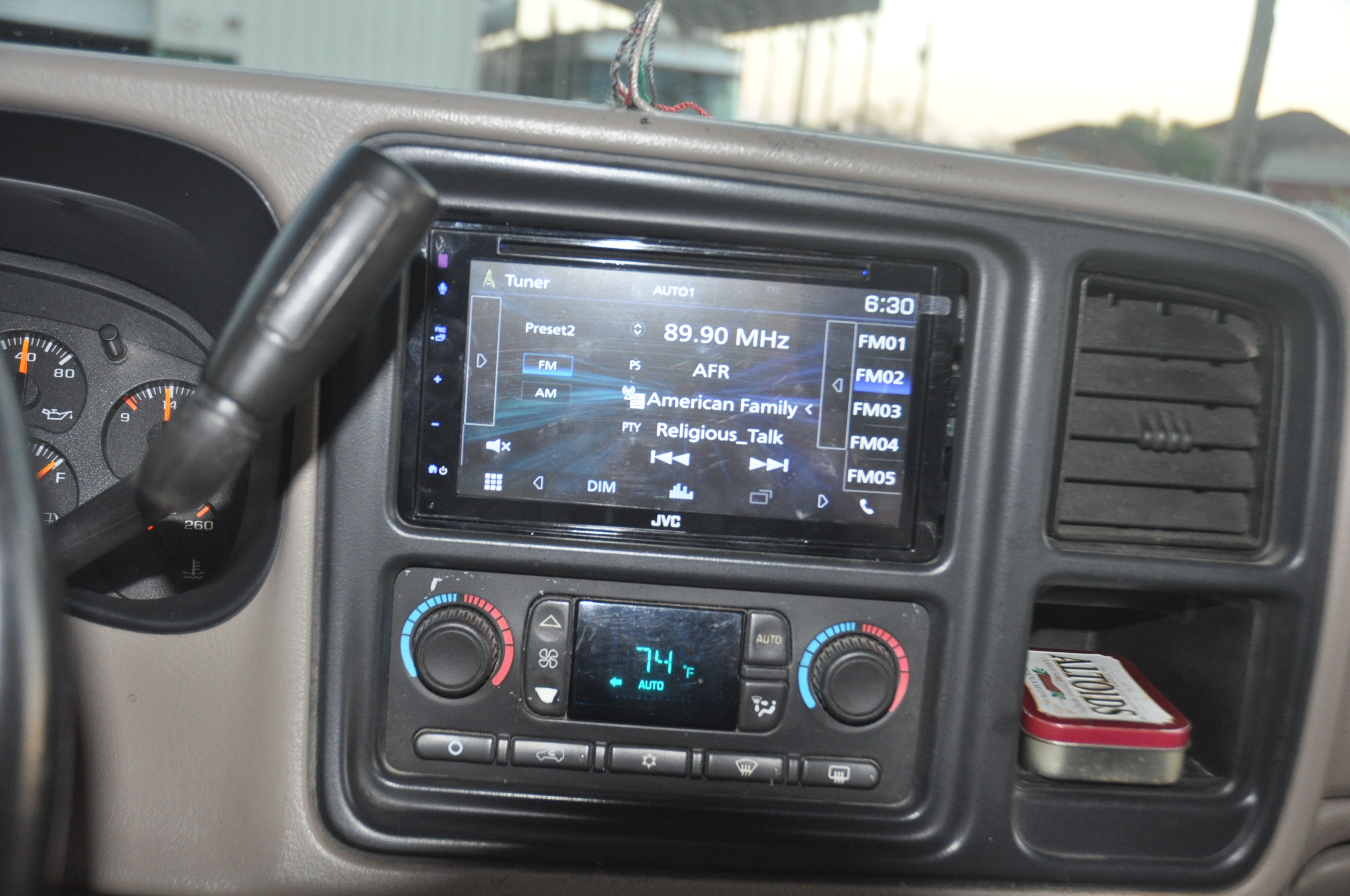 Used 2003 Chevrolet Avalanche 4x4 w/ Suspension Package, Off-Road image 33