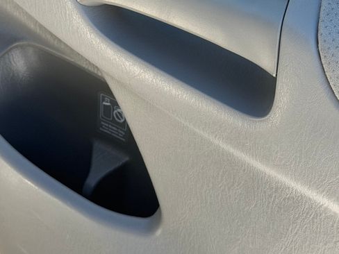 Used 2011 Toyota Tacoma 4x4 Access Cab V6 w/ TRD Off-Road Pkg image 12