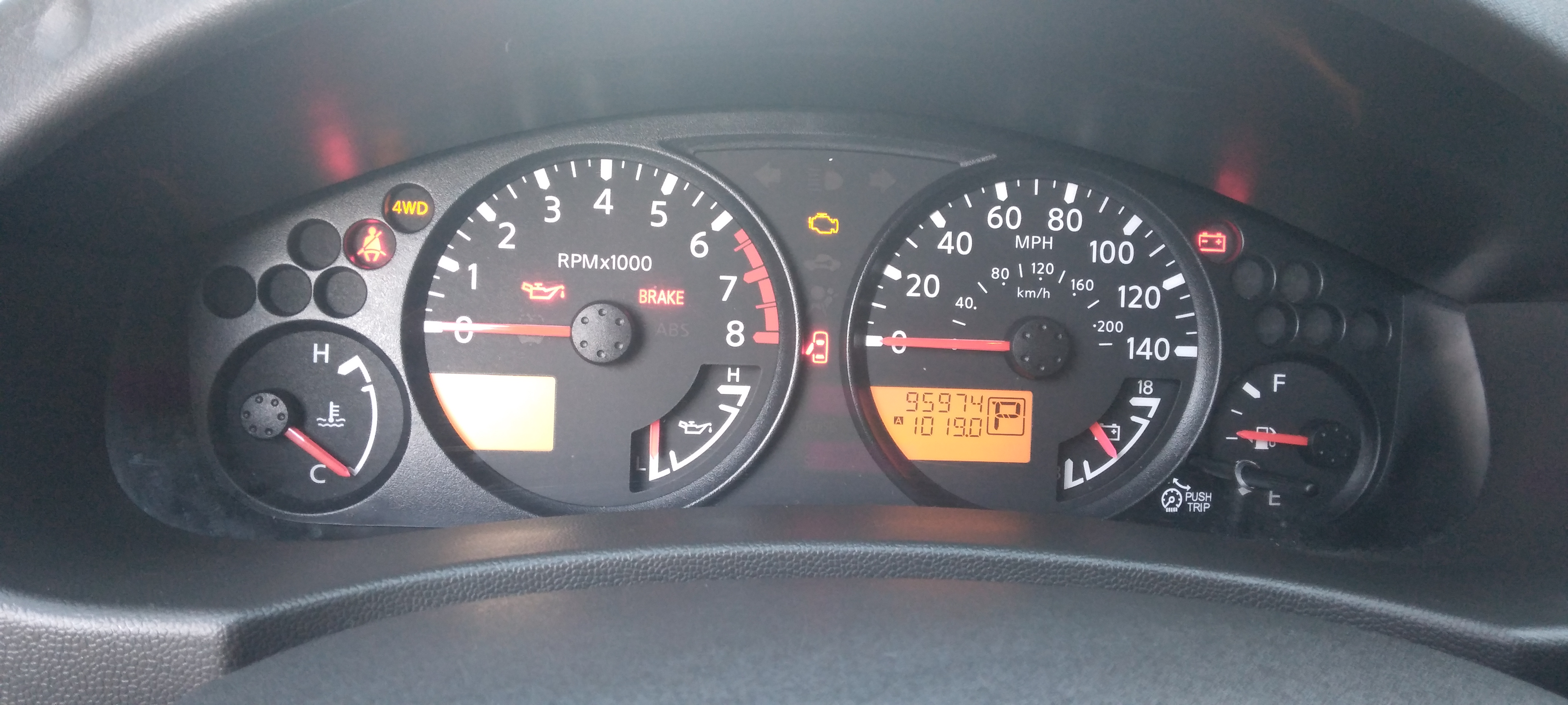 Used 2014 Nissan Frontier SV AWD/4WD image 13