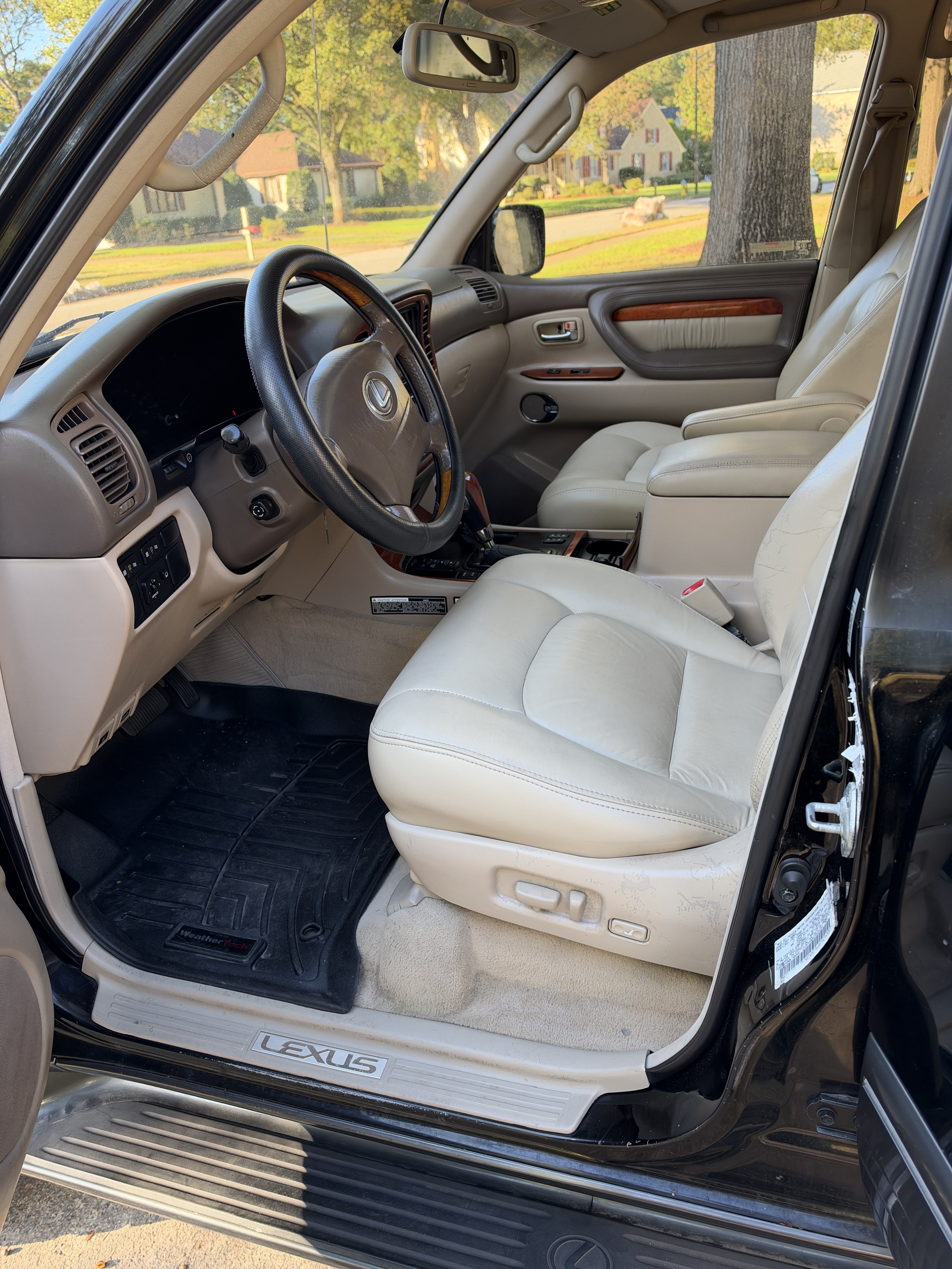Used 2001 Lexus LX 470 4WD image 8