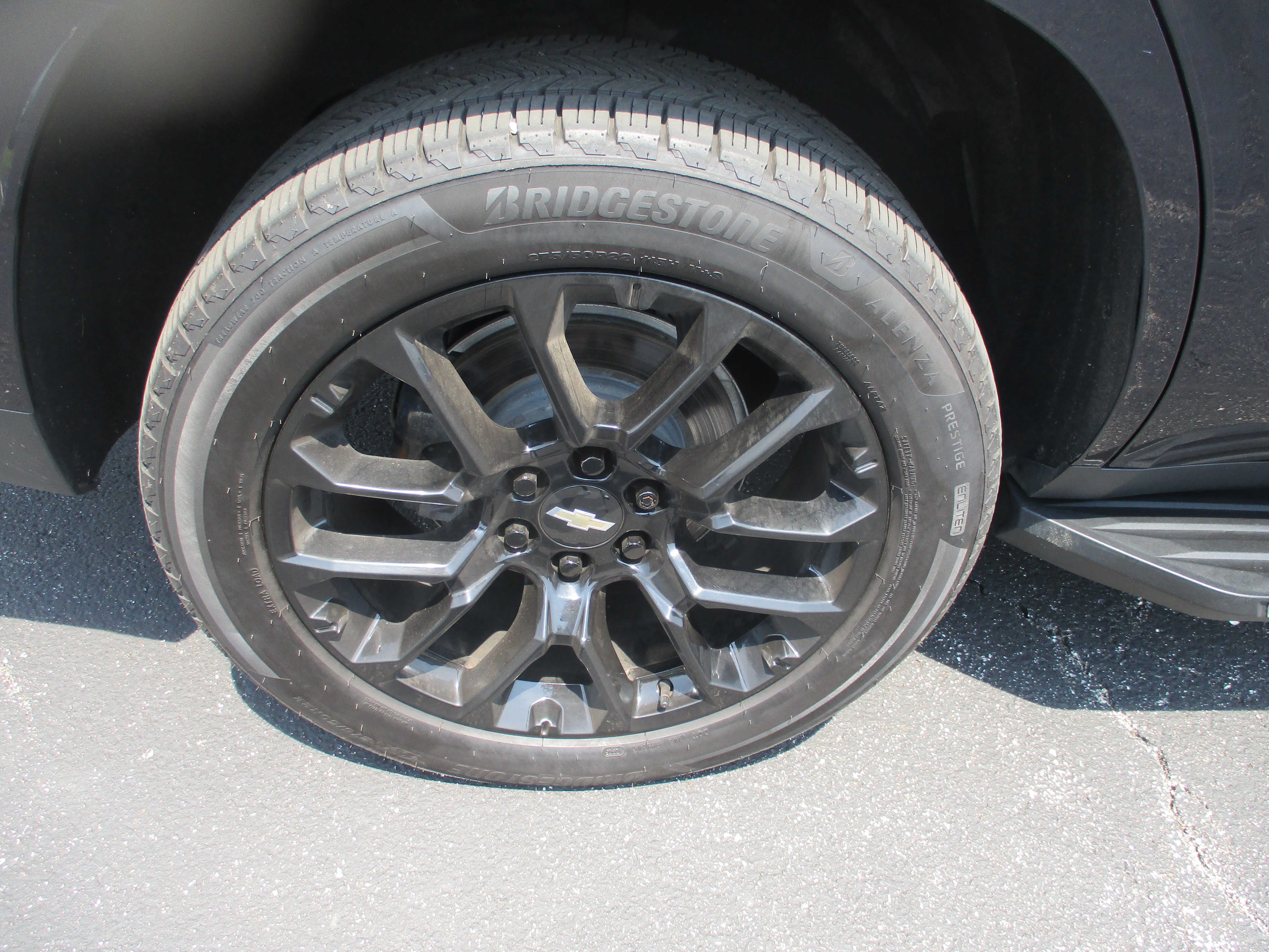 Used 2023 Chevrolet Tahoe High Country AWD/4WD image 24