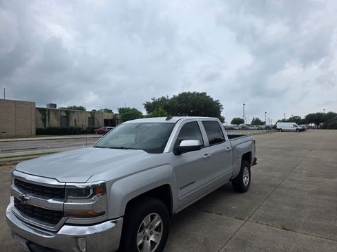 Used 2017 Chevrolet Silverado 1500 LT w/ All Star Edition RWD image 6