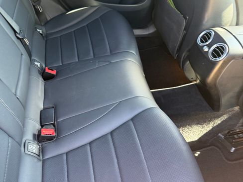 Used 2019 Mercedes-Benz GLC 300 4MATIC Coupe image 14