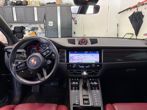 Used 2023 Porsche Macan GTS AWD/4WD image 6