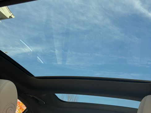 Used 2016 Mercedes-Benz C 300 4MATIC Sedan image 10