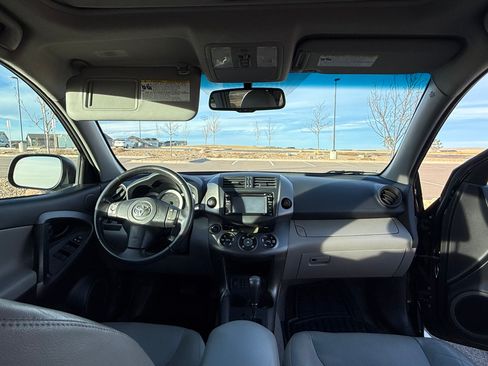 Used 2012 Toyota RAV4 Limited image 19