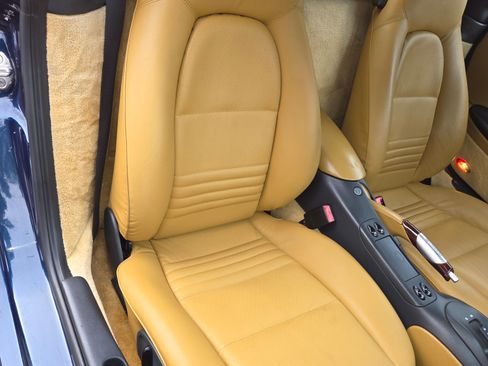 Used 1999 Porsche Boxster image 12