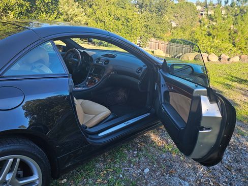 Used 2006 Mercedes-Benz SL 500 image 10