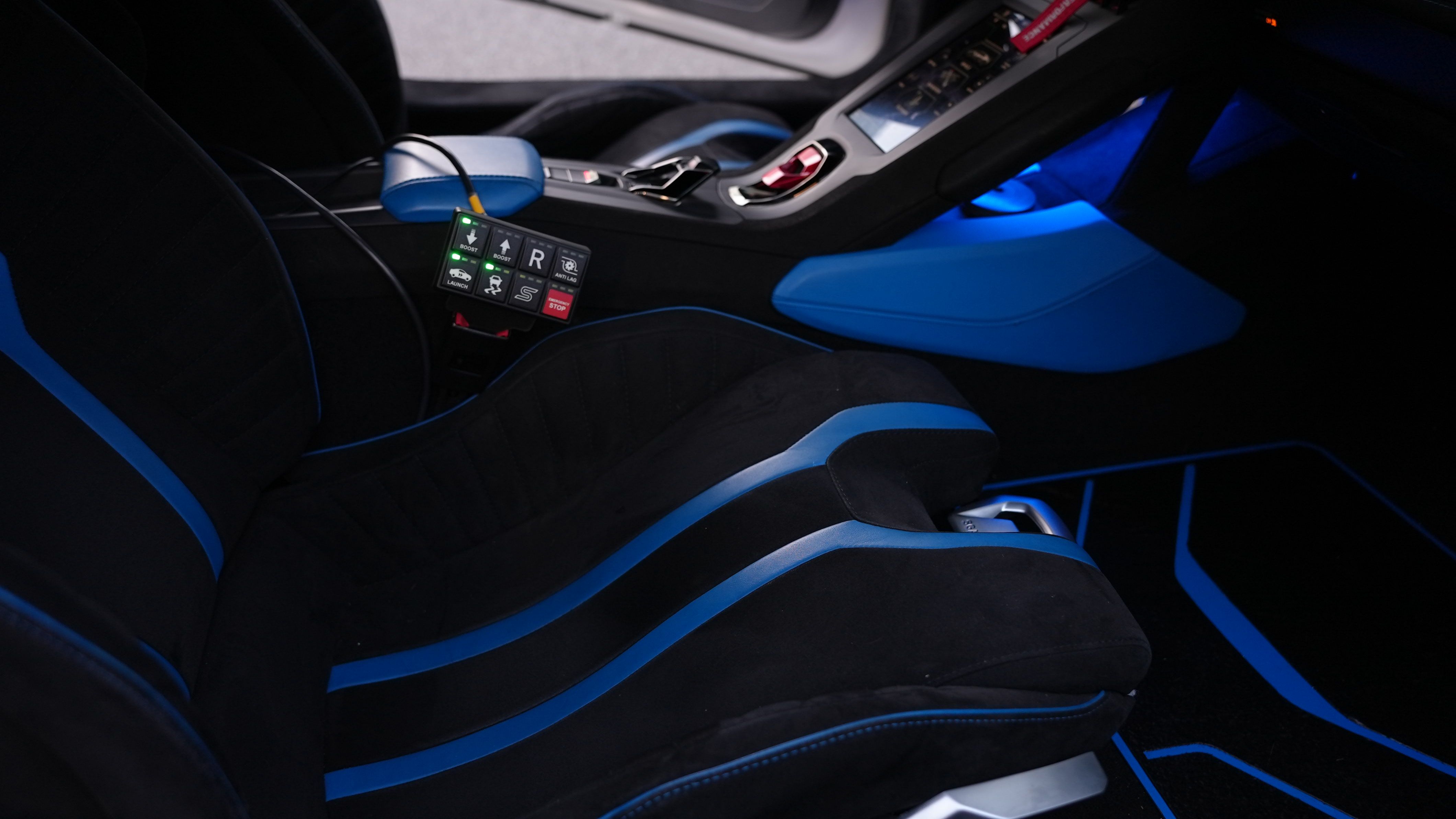 Used 2022 Lamborghini Huracan STO RWD image 25