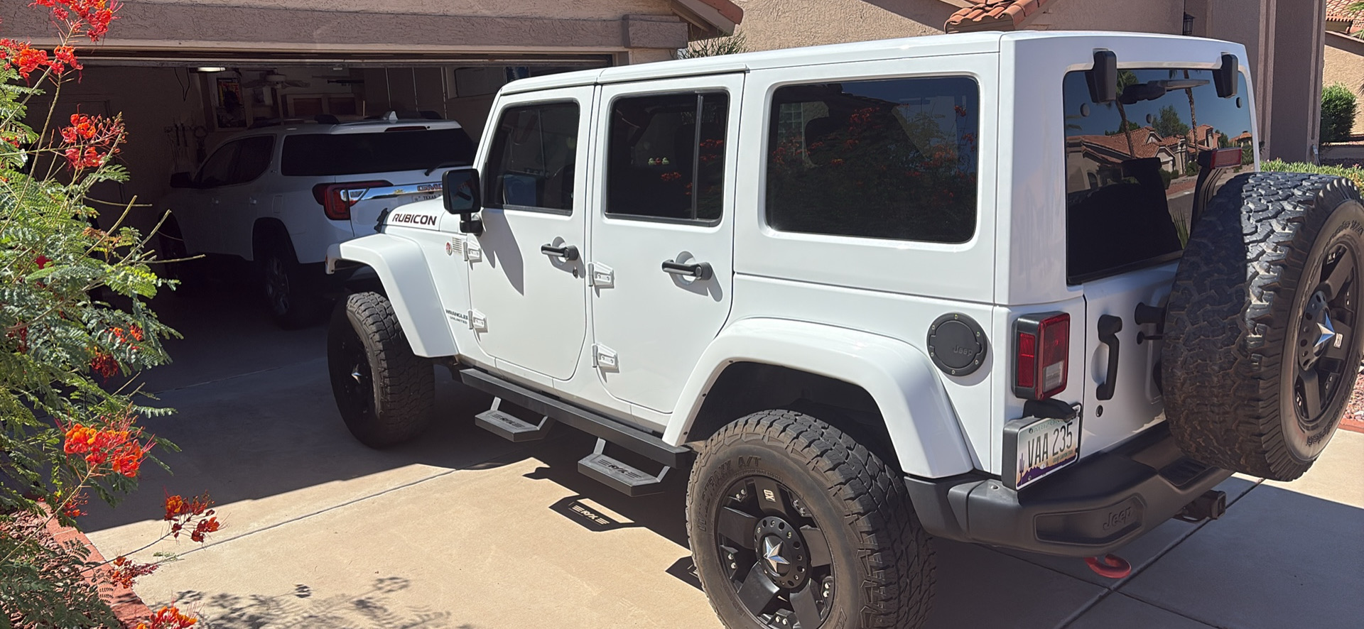 Used 2016 Jeep Wrangler Unlimited Rubicon AWD/4WD image 9
