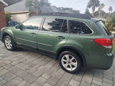 Used 2014 Subaru Outback 2.5i Premium image 1