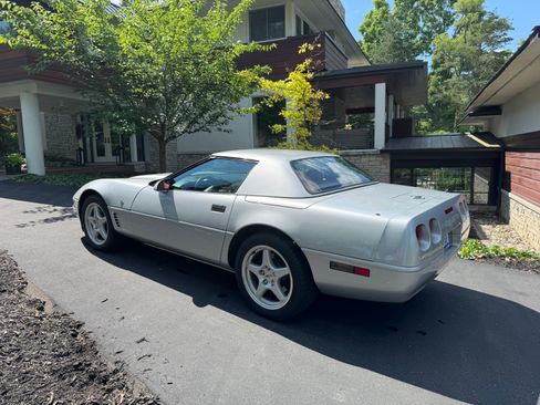 Used 1996 Chevrolet Corvette Convertible image 29