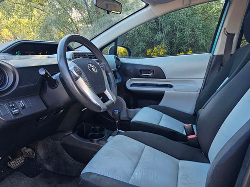 Used 2012 Toyota Prius C Two image 13