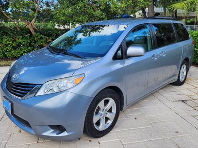 Used 2014 Toyota Sienna LE