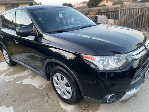 Used 2015 Mitsubishi Outlander ES image 8