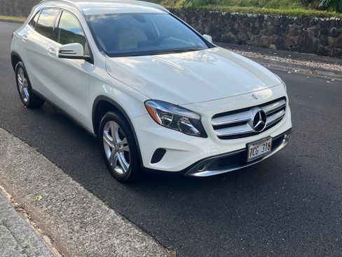 Used 2017 Mercedes-Benz GLA 250 image 2